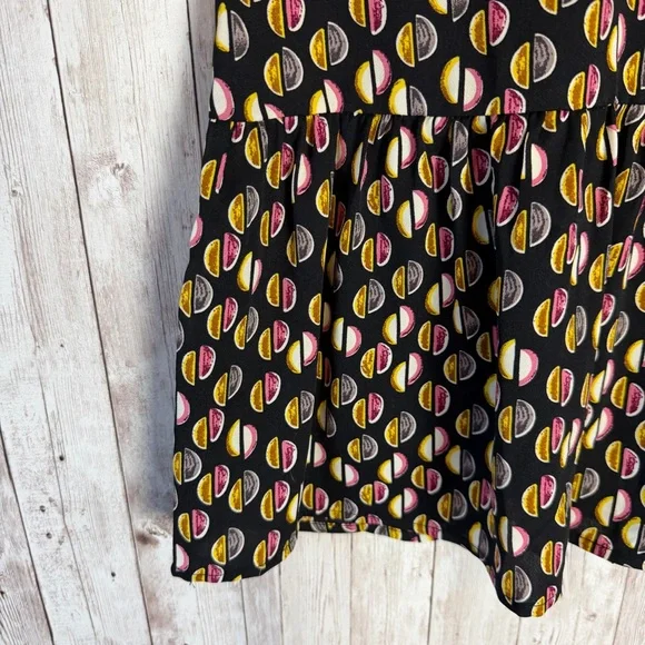 THML Black Geometric Smocked-Top Sleeveless Shift Dress Small - Picture 4 of 10